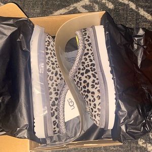 Brand new unisex Tasman Leopard Ugg size 9 Men